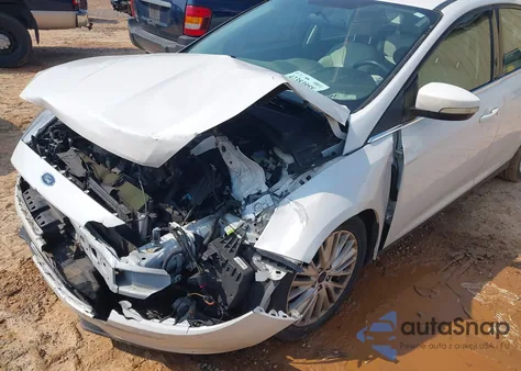 2016 Ford Focus Titanium from USA, damaged, VIN 1FADP3N28GL307942